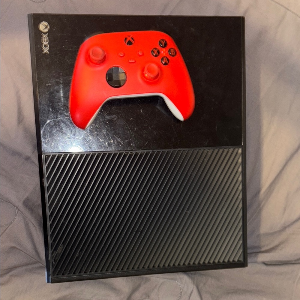 Console with Red Controller